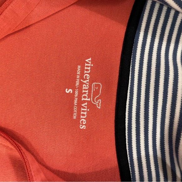 Vineyard Vines Saltwater 1/4 Zip Women’s S Coral  Pullover Sweatshirt Pima Whale - Picture 5 of 9